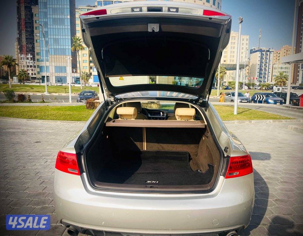 Audi A5 -elegant -Excellent Condition/ well maintained /ready to drive6