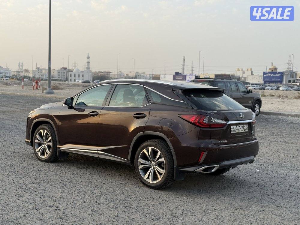 عداد 79 فقط جيب لكزس 2016 Rx0