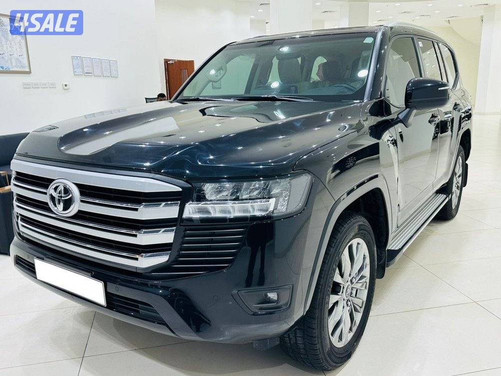 للبيع تويوتا لاندكروس 4K GXR بدون تيربو موديل 20251