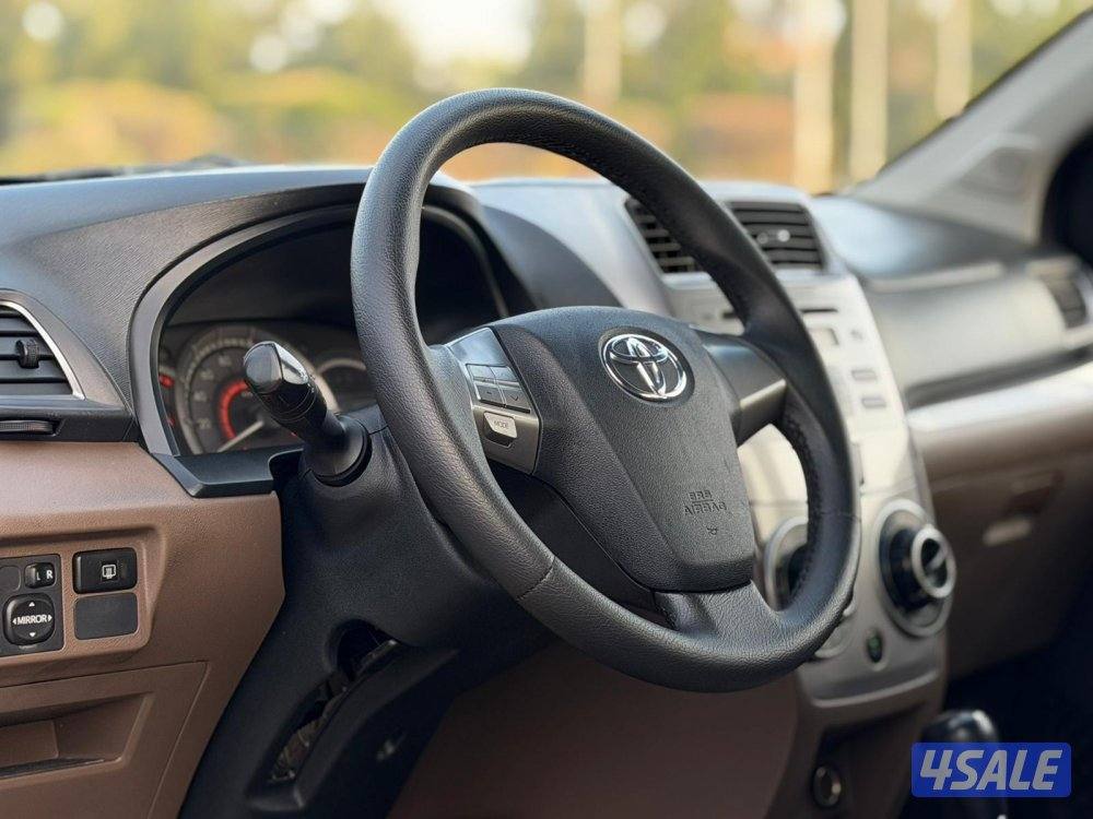 للبيع افانزا موديل 2016 وارد الساير5