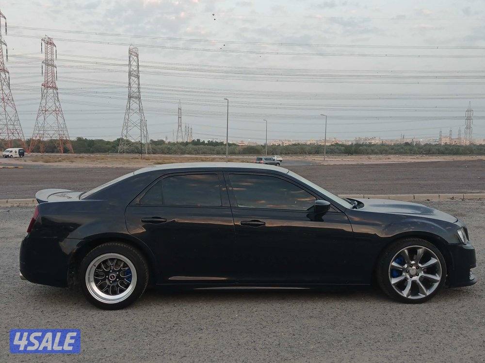 كرايزلر C300 موديل 20142