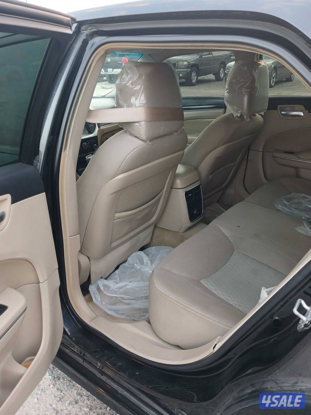 كرايزلر C300 موديل 201410