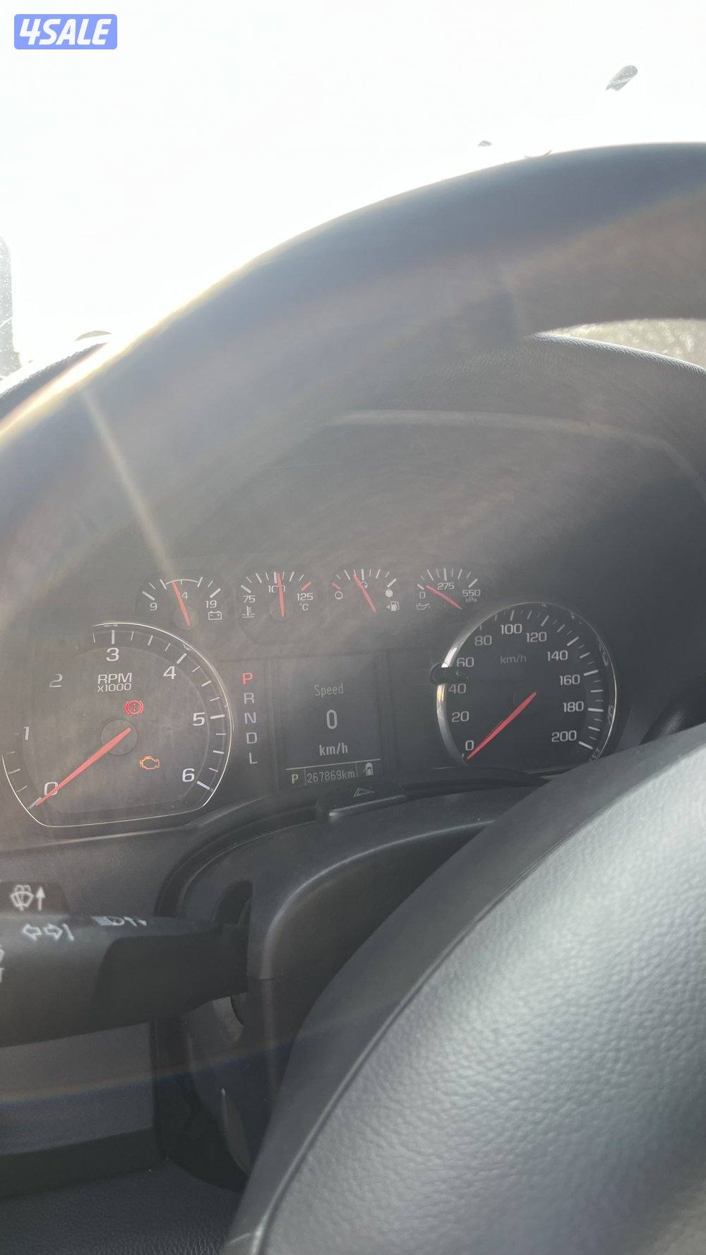 وانيت سلفرادو 20175