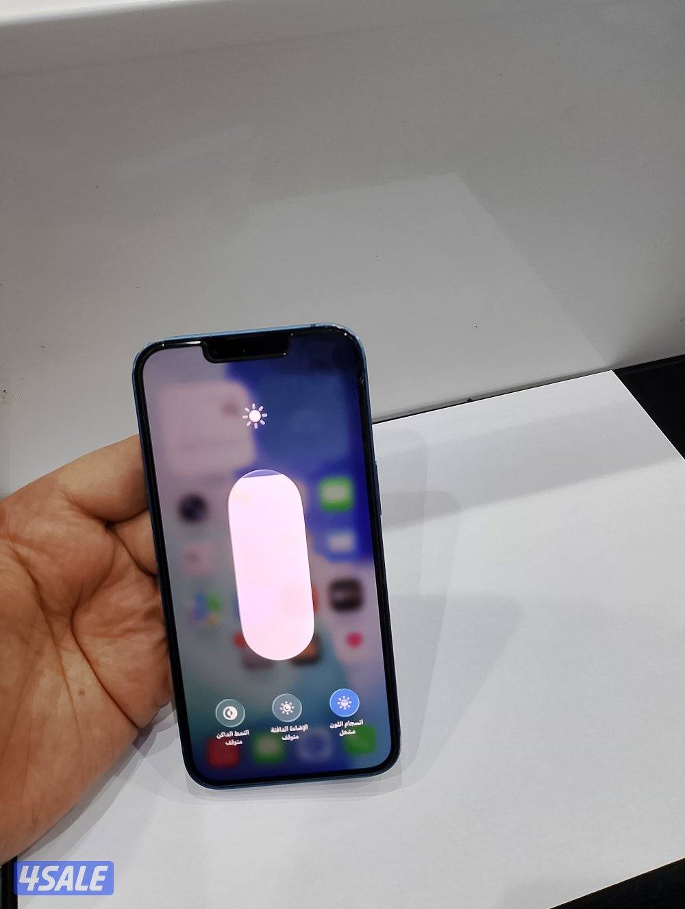 ايفون 13 عادي ازرق. جيجا 2564