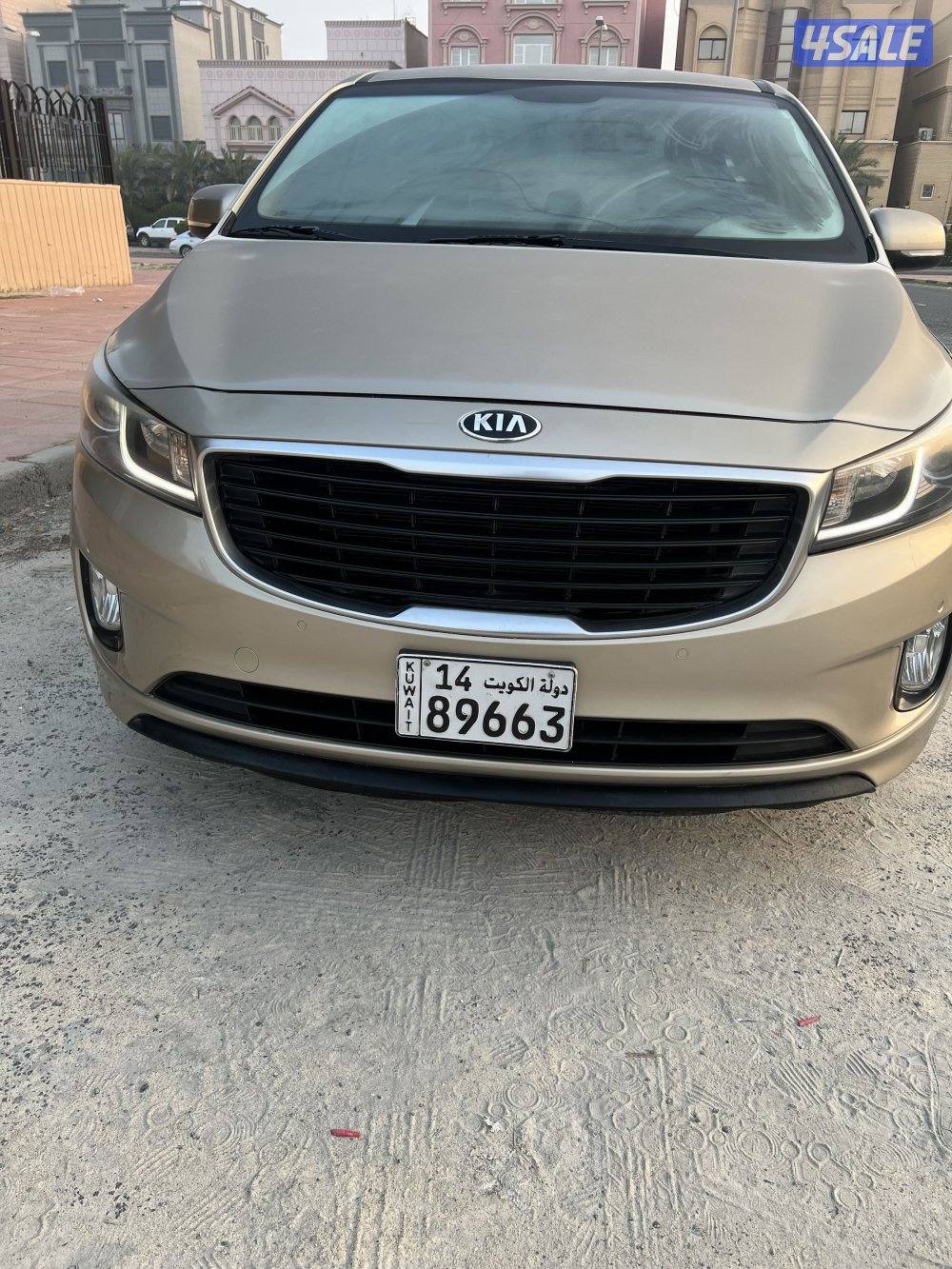 للبيع كيا كرنفال10