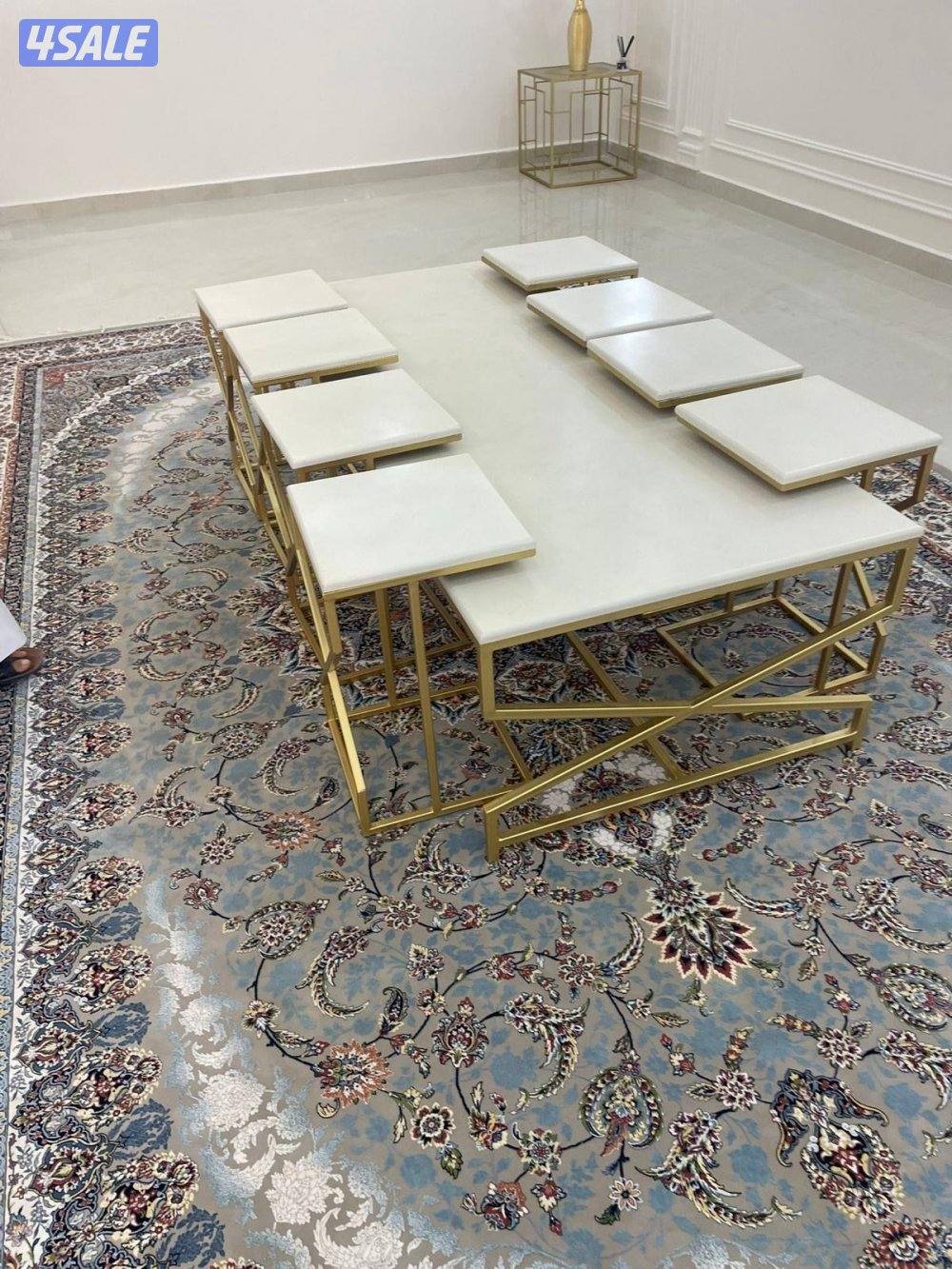 للبيع جلسة شبه جديده ست قطع استخدام خفيف يصلح لصاله كبيرة2