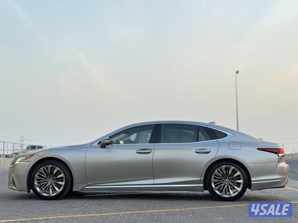 للبيع لكزس LS500 موديل 2019. الساير3