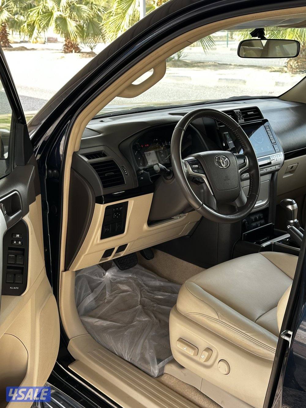 للبيع برادو موديل ٢٠٢٢ صبغ الوكالة ماعدا قطعه4