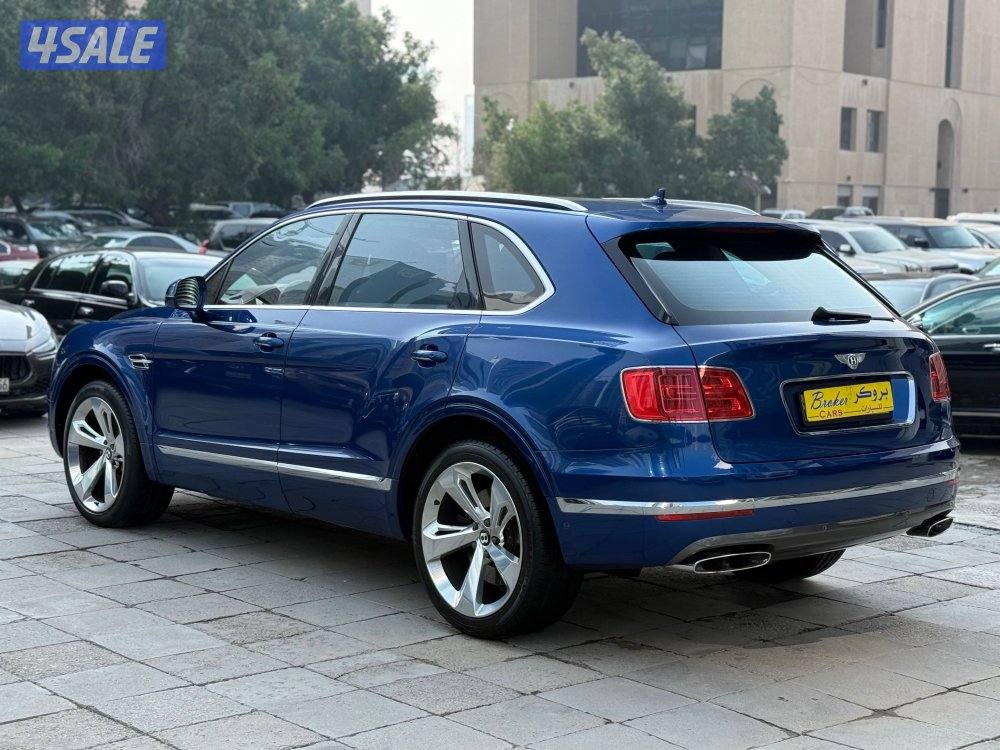 بنتلي…بنتياقا…فرست ادشن…موديل 2017 (العداد 56 الف كم)5