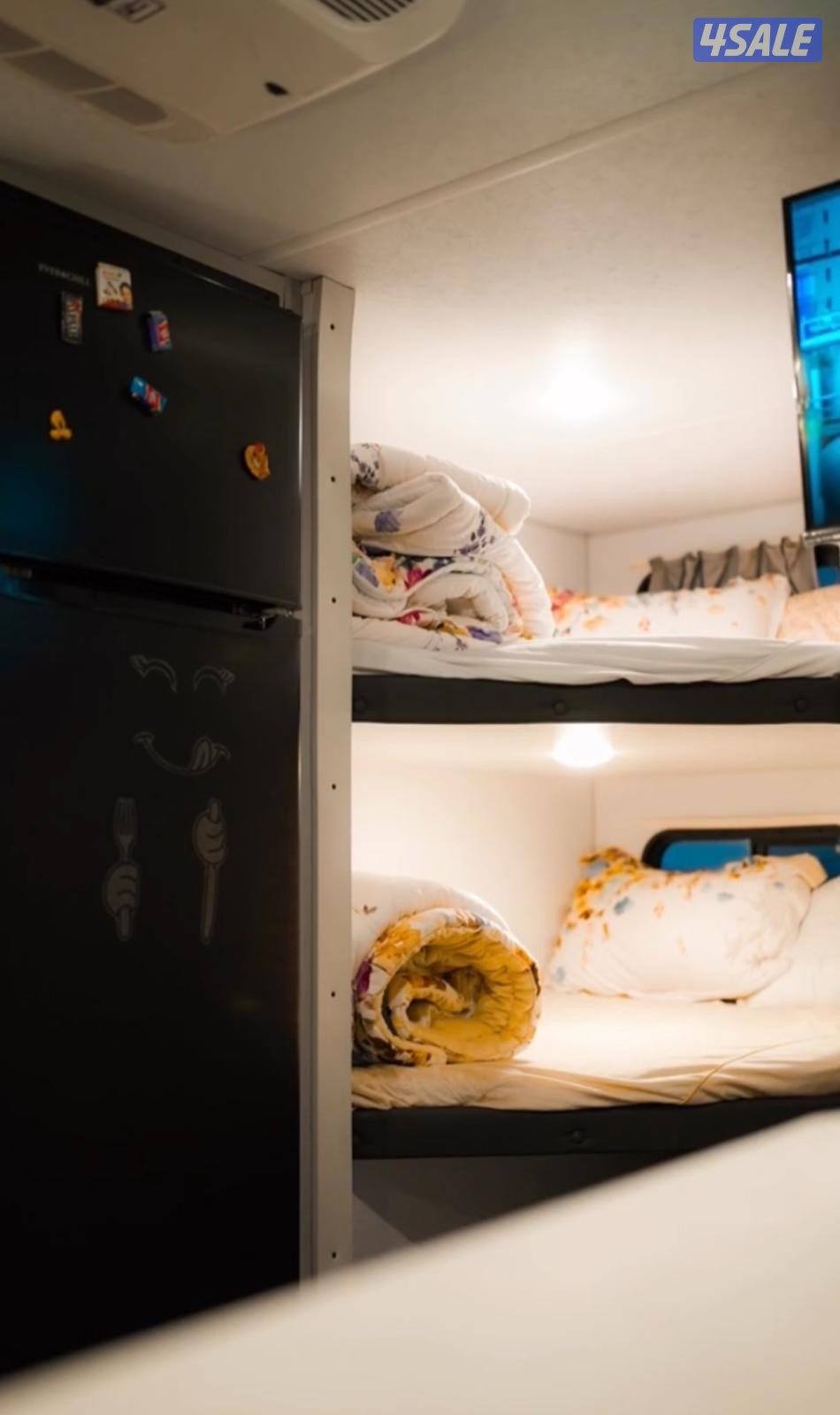 كرفان امريكي233