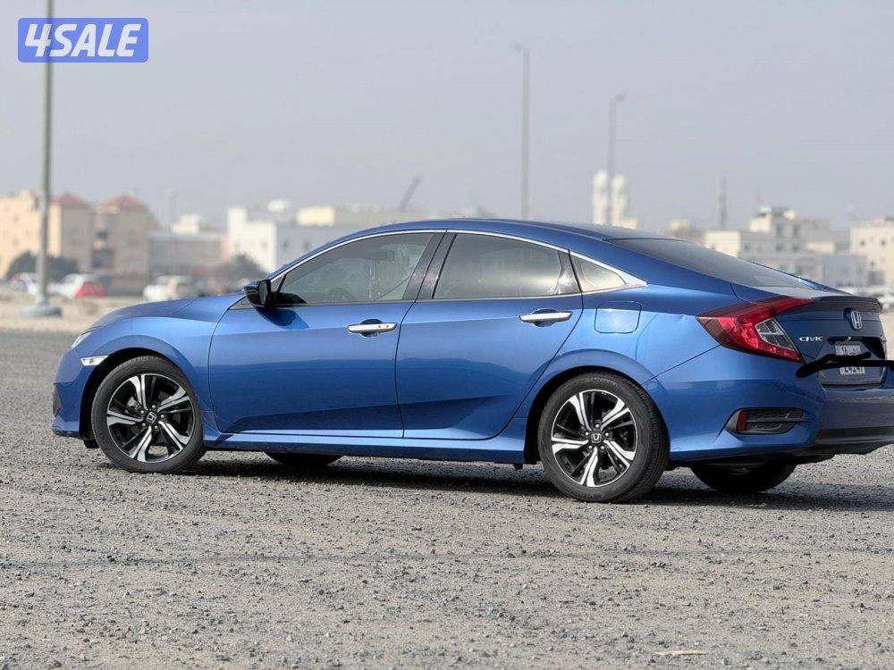 هوندا سيفيك موديل 2019 ماشي 85الف كم صبغ الوكالة شرط الفحص بالكامل3