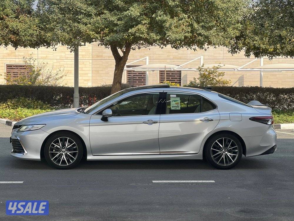 للبيع كامري ليميتيد ٦سلندر1