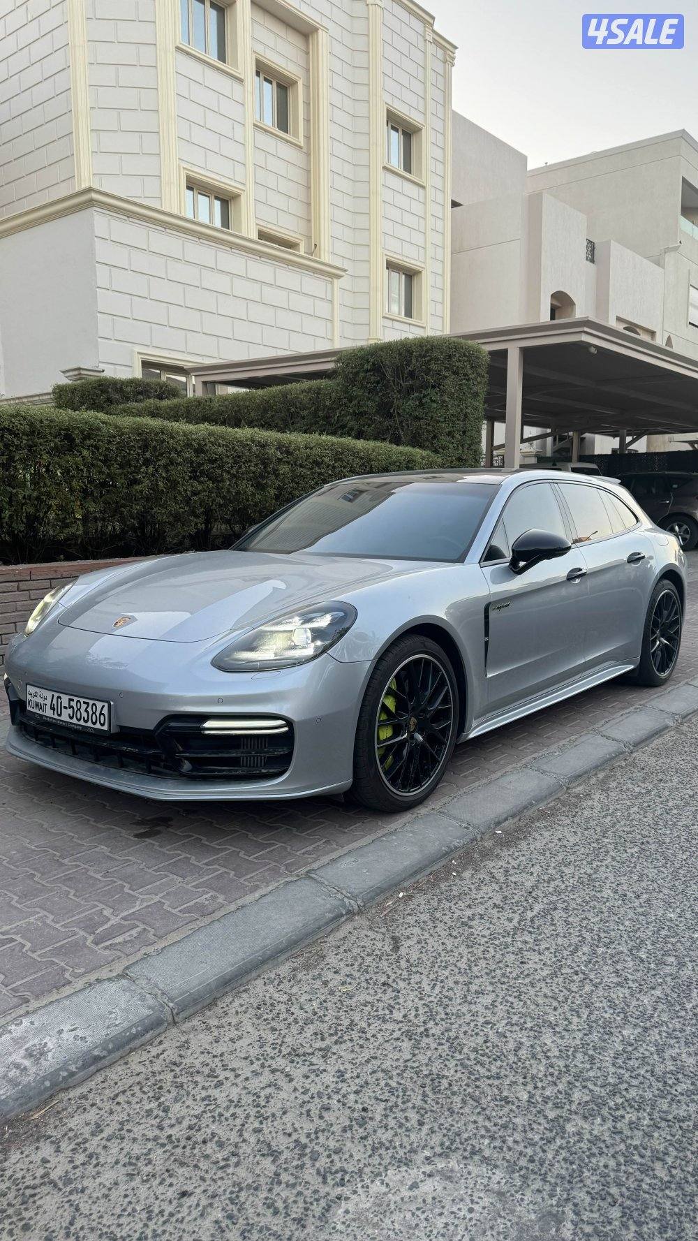 Panamera Turbo S E-Hybrid Sport Turismo4