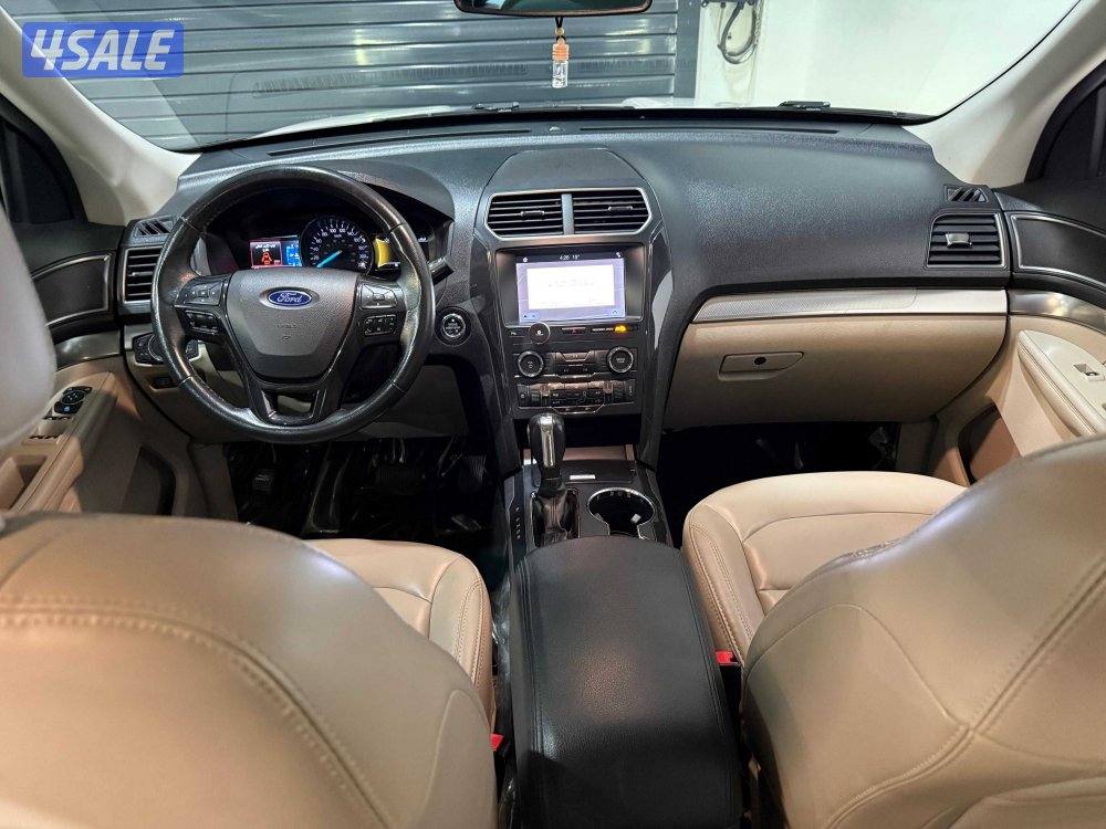 Ford Explorer XLT 20195