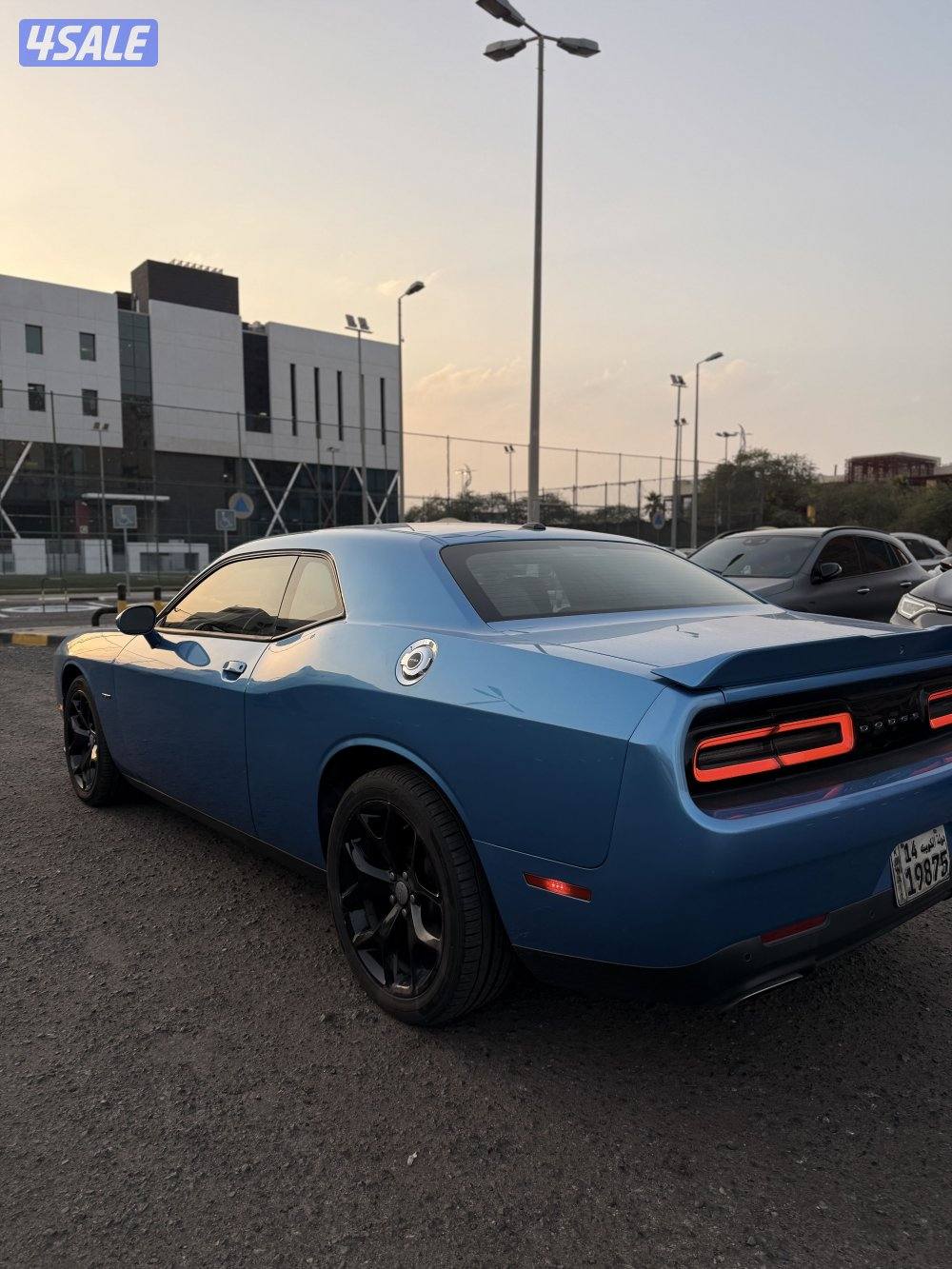 للبيع تشالنجر1