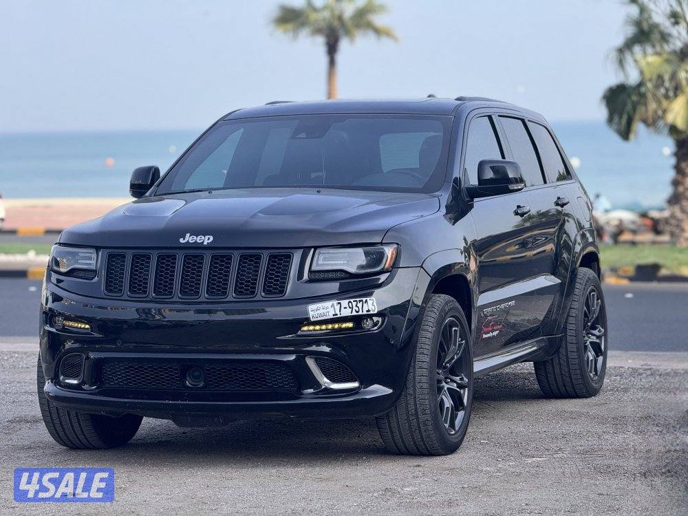 للبيع جيب جراند شيروكي  SRT8 موديل 20161