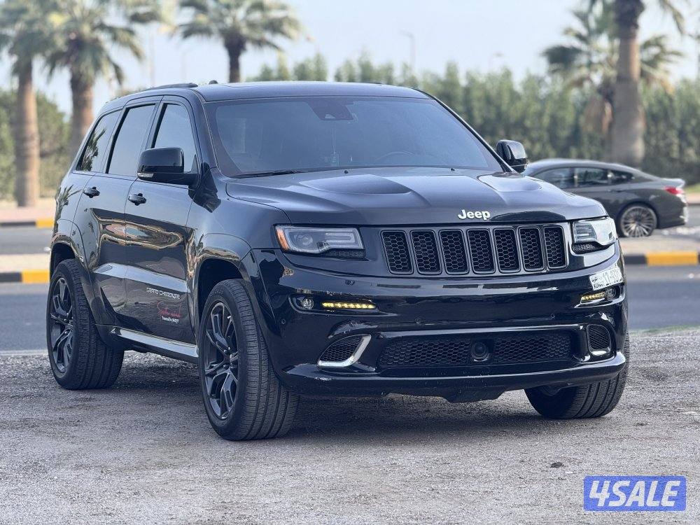 للبيع جيب جراند شيروكي  SRT8 موديل 20162