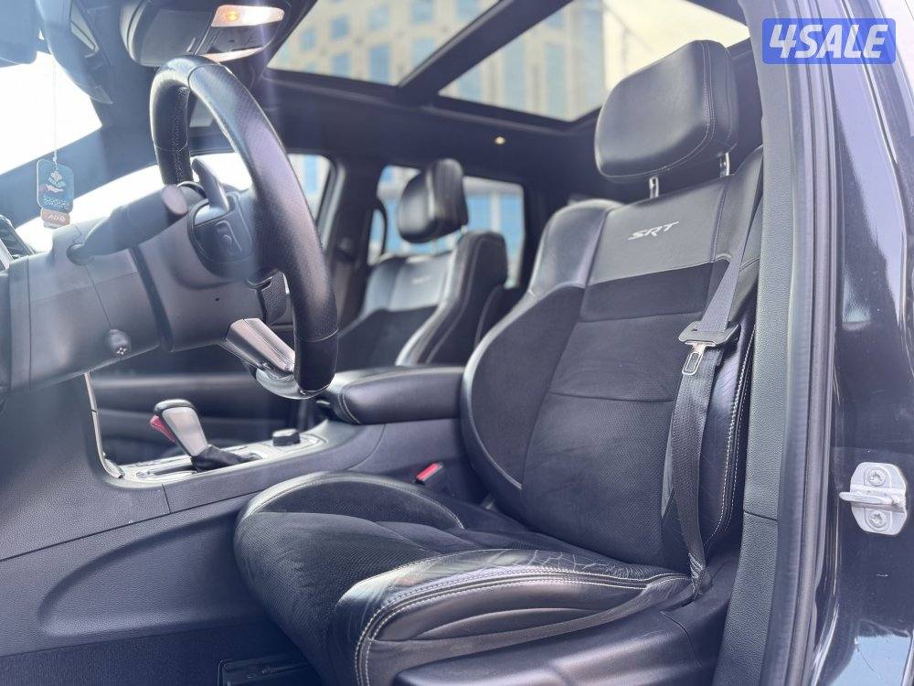 للبيع جيب جراند شيروكي  SRT8 موديل 20168