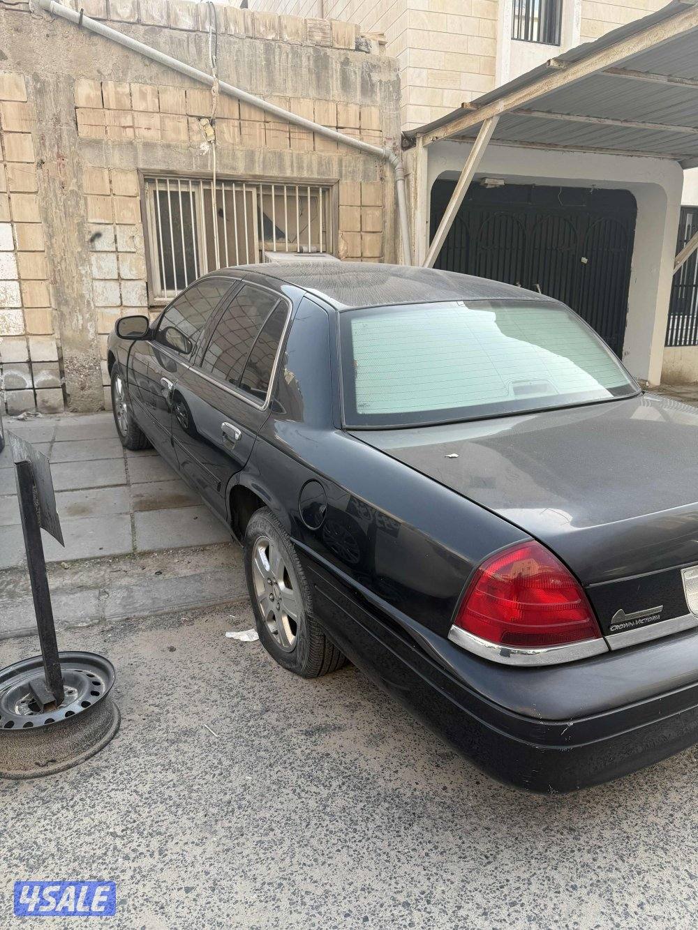 للبيع فورد فكتوريا 2010 على المنظور وكل شي واضح بالصور2