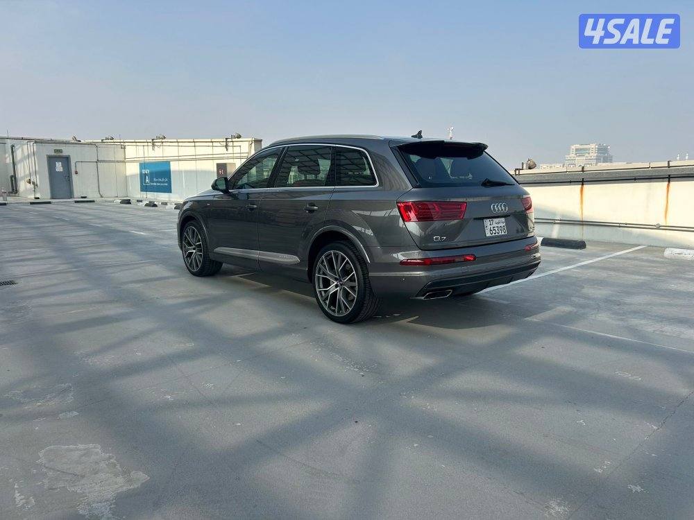 للبيع Q7 S Line موديل 2019 عداد 68 الف بحالة الوكاله1