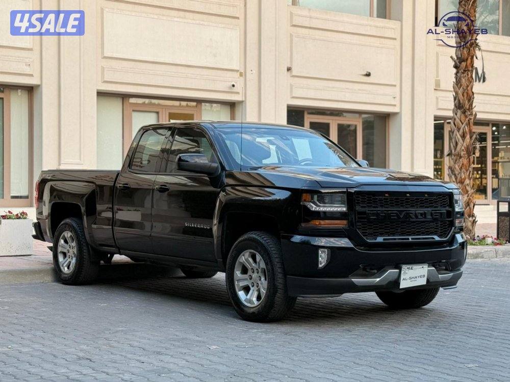 سيلفرادو Z71 2017 عداد 200 الف بحالة ممتازة1