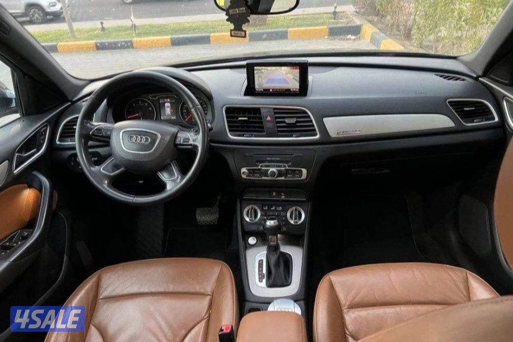 للبيع Audi Q33