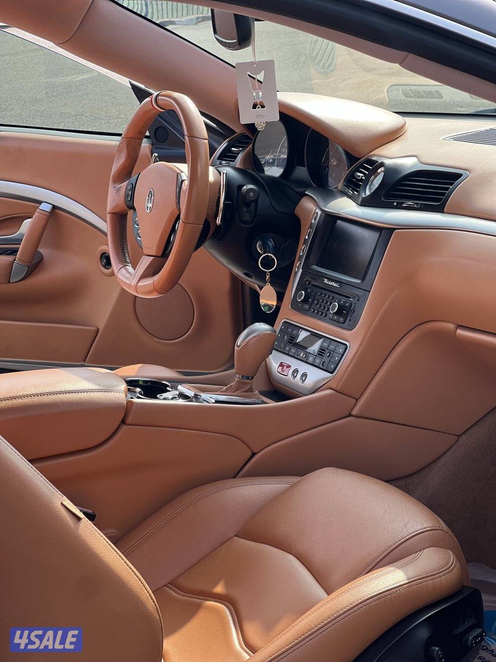 مازيراتي  جرانتريزمو 20145