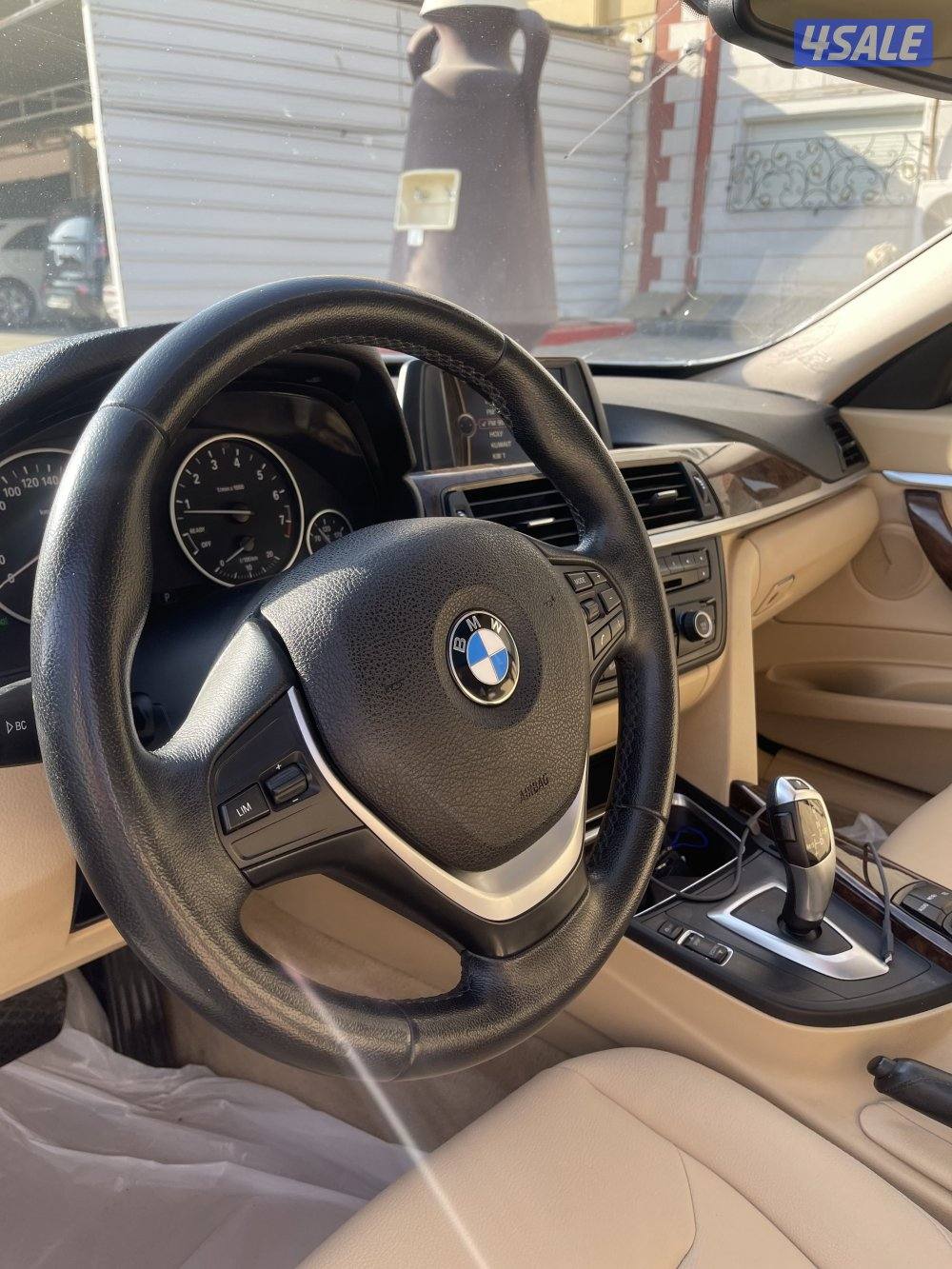 بي ام  320 جي تي هاتش باك4