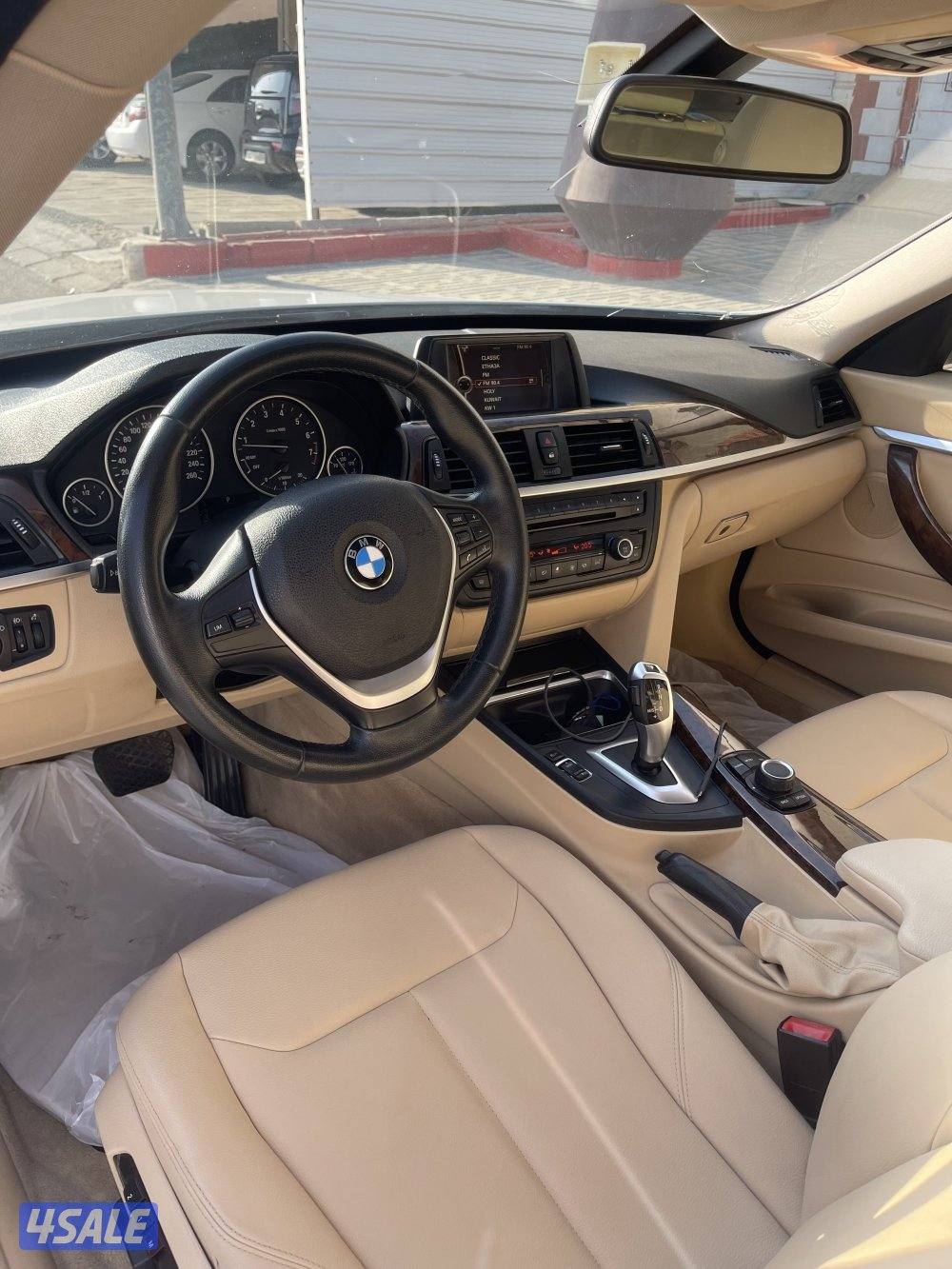 بي ام  320 جي تي هاتش باك5