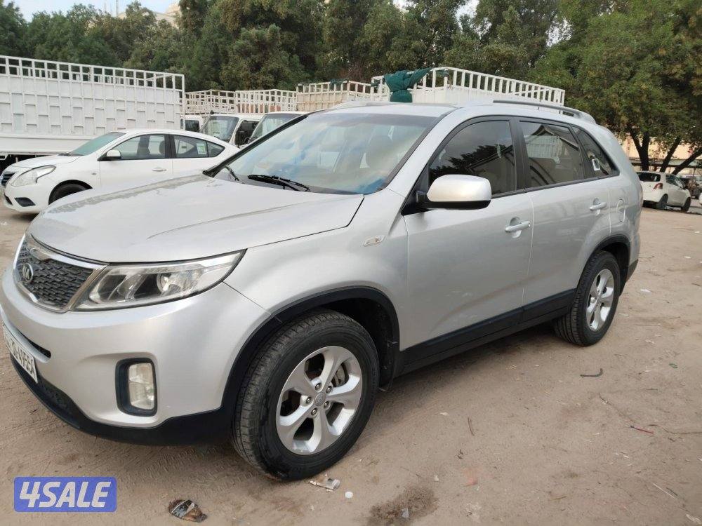 كيا سيرونو0