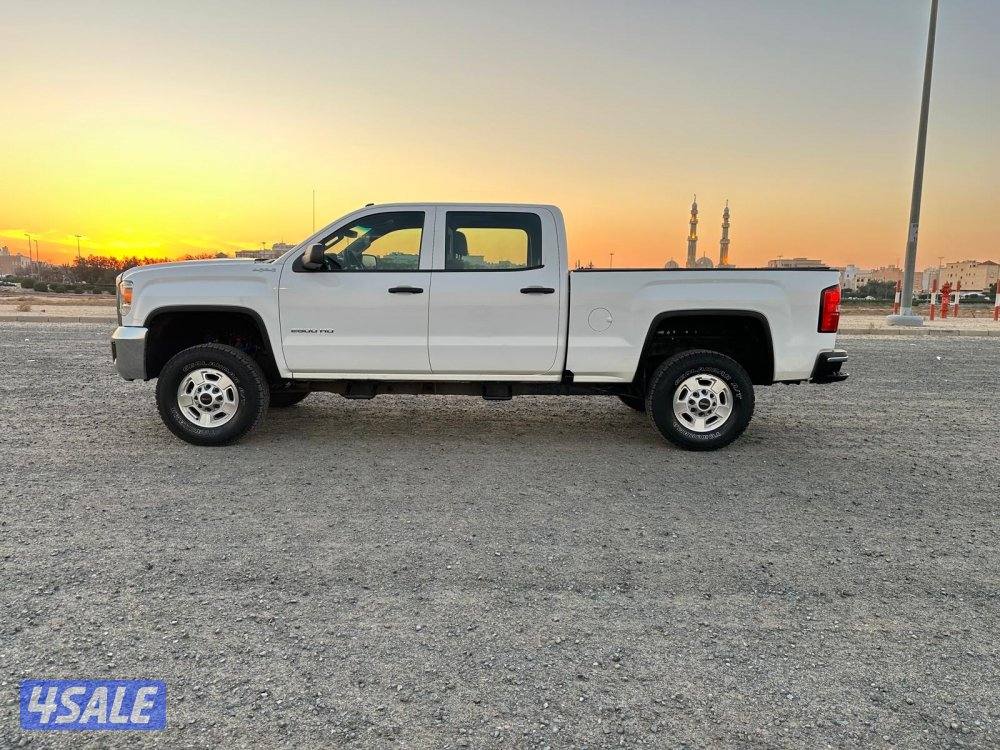 جي ام سي سييرا HD 2500 بحالة الوكالة8