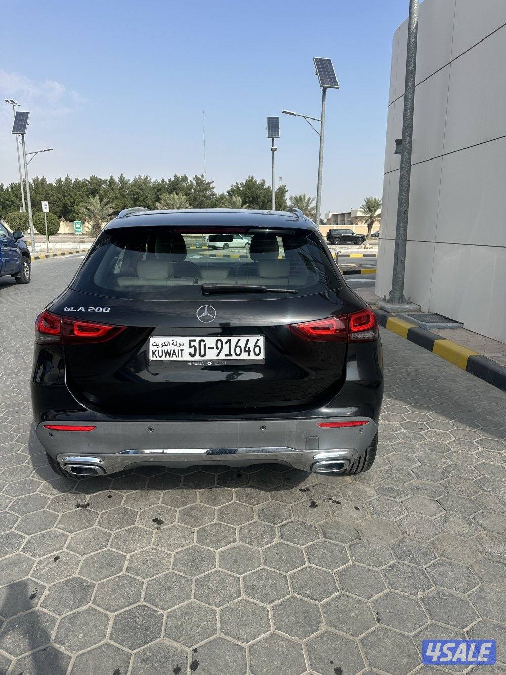 للبيع مرسيدس GLA 200 ممشاه 70 الف شرط الفحص قابل للمساومه بالمعقول3