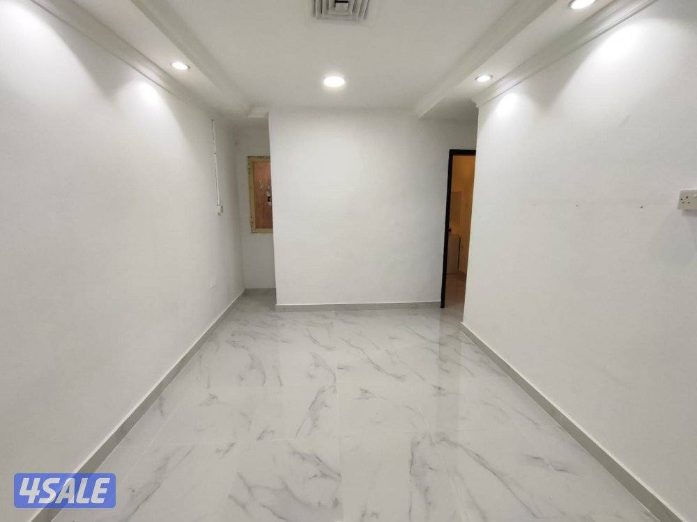 شقق للايجار حولي مساحه كبيره غرفه صاله حمام مطبخ مساحه كبير 230 ويوجد9