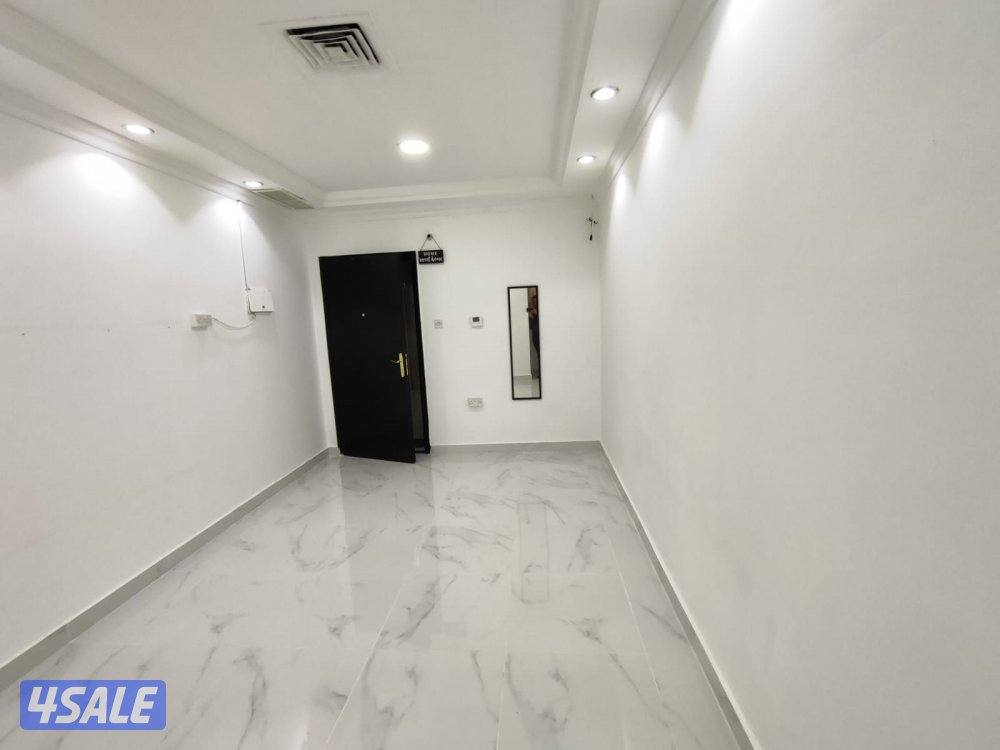 شقق للايجار حولي مساحه كبيره غرفه صاله حمام مطبخ مساحه كبير 230 ويوجد8