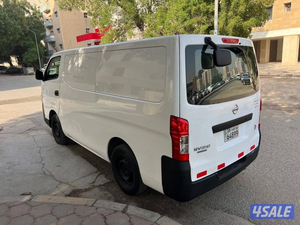 للبيع باص نيسان اورفان مقفل 2019 ( عـداد 165 فـقـط )3