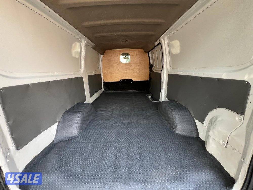 للبيع باص نيسان اورفان مقفل 2019 ( عـداد 165 فـقـط )9