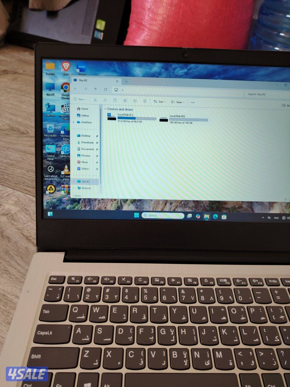 Lenovo intal Core i510th 8GB Ram Ssd256gb5