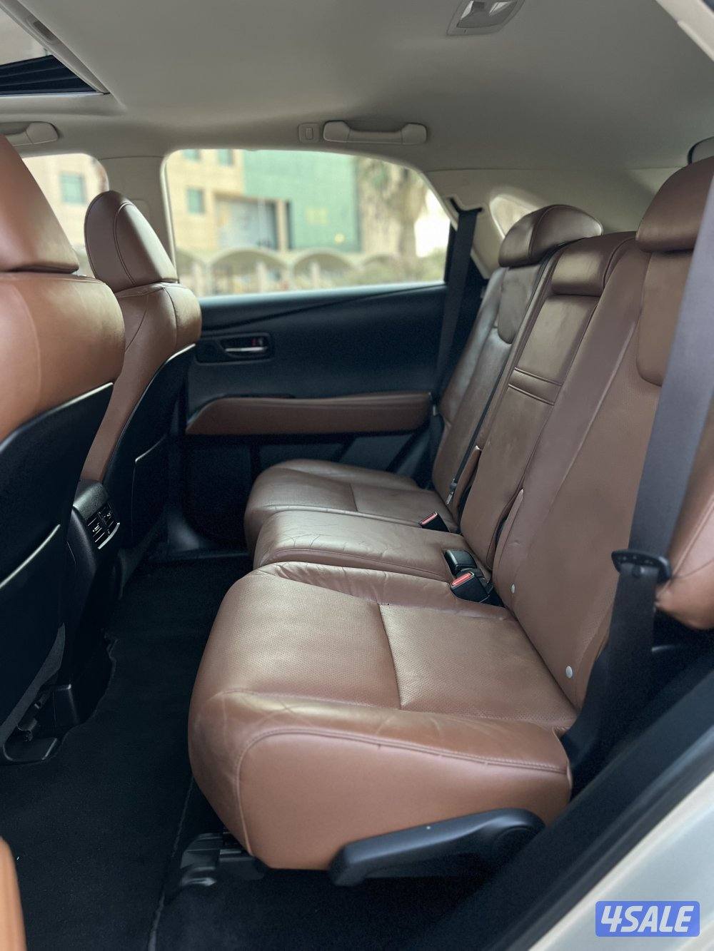 لكزس RX350موديل 2015  اعلى درجه عداد 170 الف فقط 🔴8