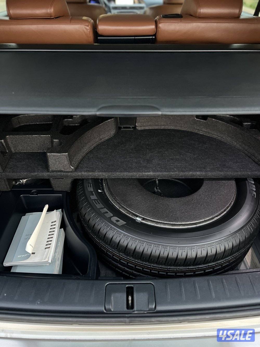 لكزس RX350موديل 2015  اعلى درجه عداد 170 الف فقط 🔴10