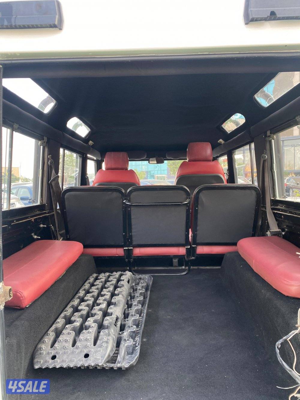 ‏‎🔺بيع🔺شراء🔺تثمين

 للبيع ديفندر 
موديل 1984 
عداد 99 الف 

❗️10