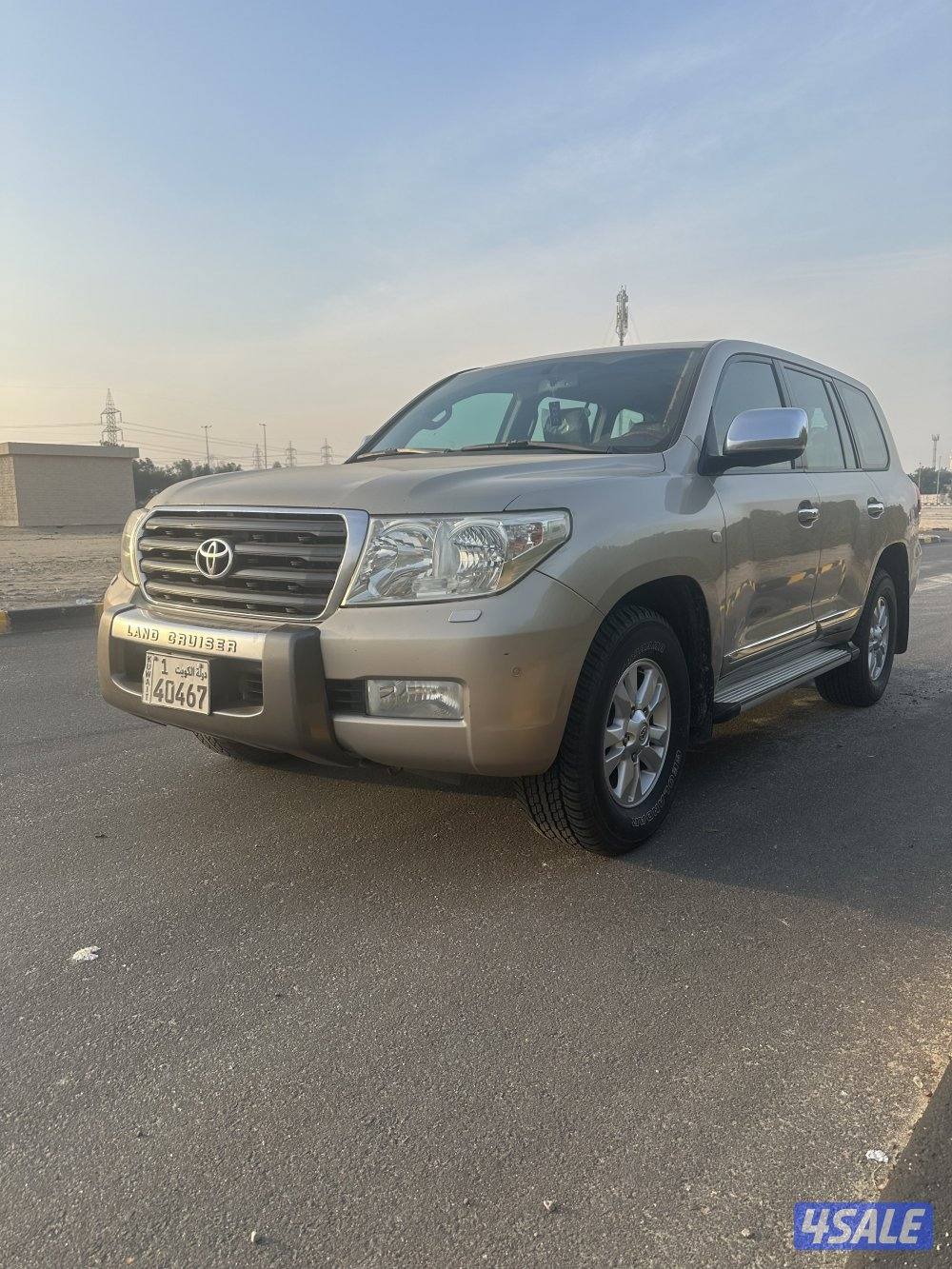 للبيع  لاندكروزر موديل ٢٠١٠ ماشي ٣٩٣ سيرفيس منتظم بالوكاله شرط بلكامل1