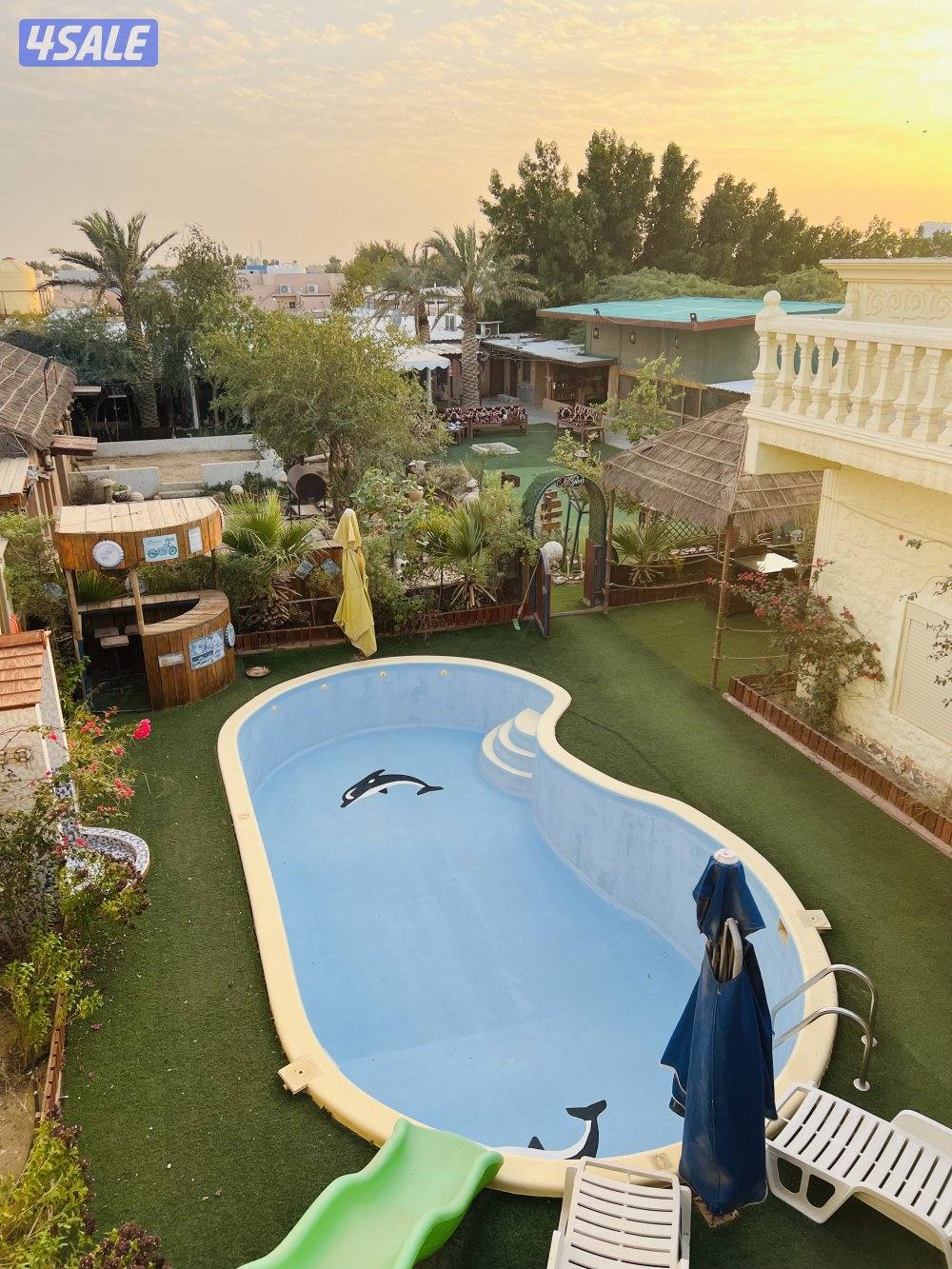 إستراحه ⚡️vip⚡️ثاني بلوك على شارع الخدمات المثلث الذهبي على قطعتين ٨ و٤15