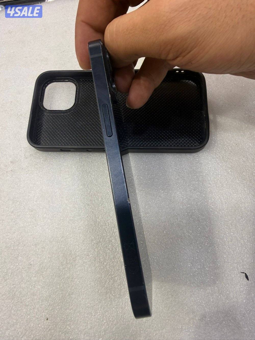 آيفون 13 مساعه 256 بطاريه 772