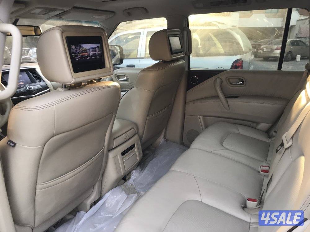 جيب نيسان باترول بلاتنيوم مديل  2014  لون ذهبي5