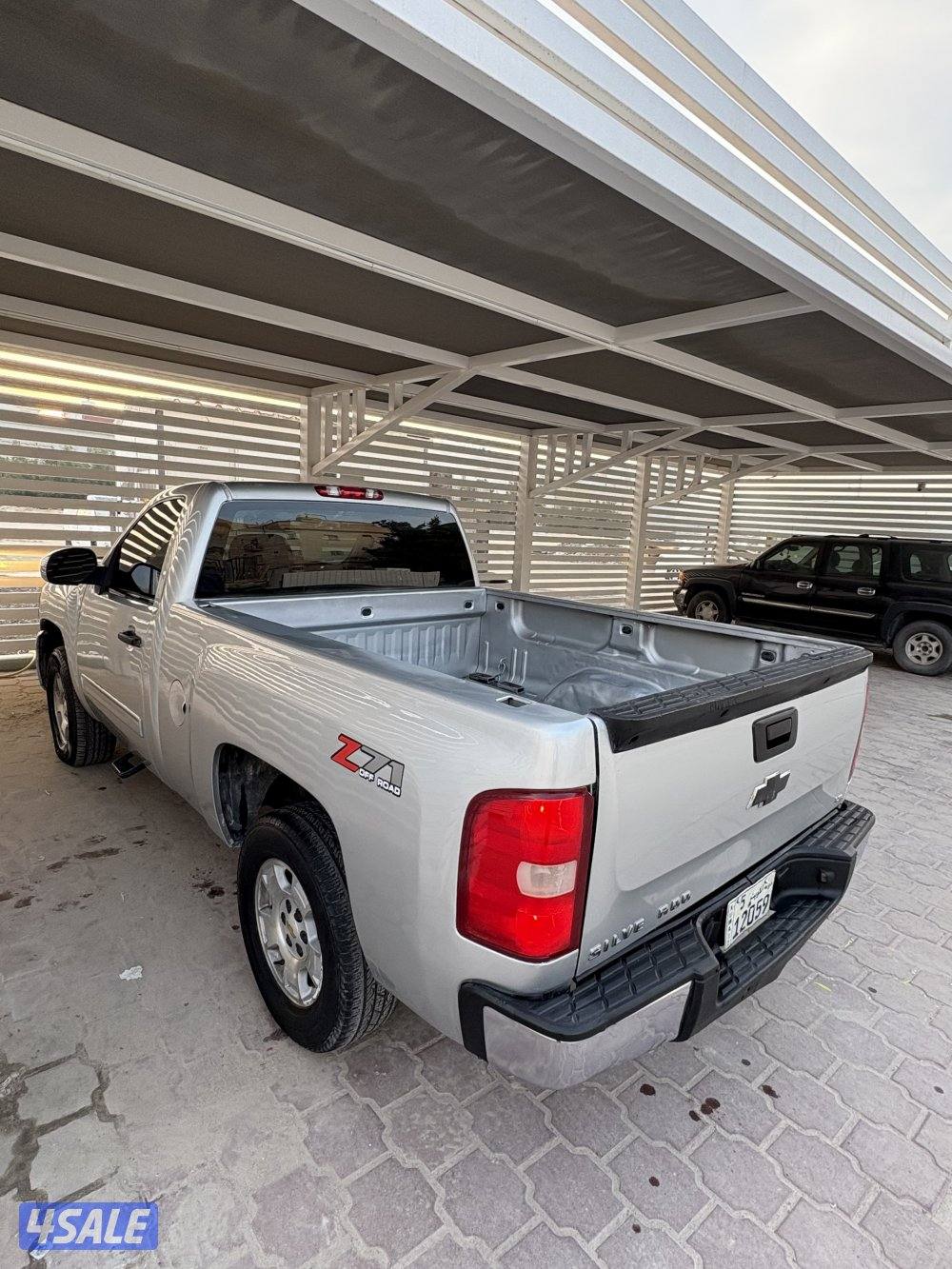 للبيع وانيت سلفرادو4