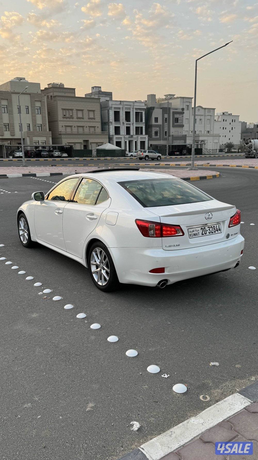 للبيع لكزس is 3003