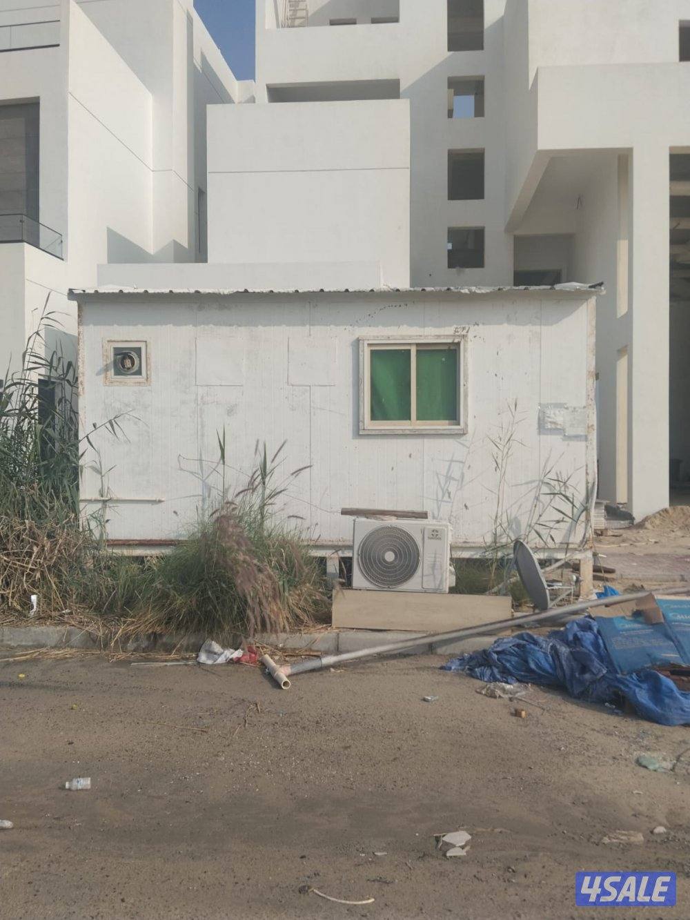 للبيع شاليه ثابت 12×4 مكون من غرفتين ومطبخ وحمام  /  شاليه 6×31