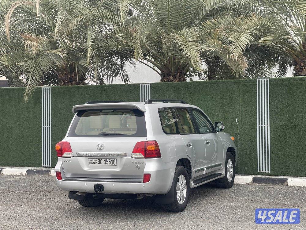 لاندكروزر VXR4