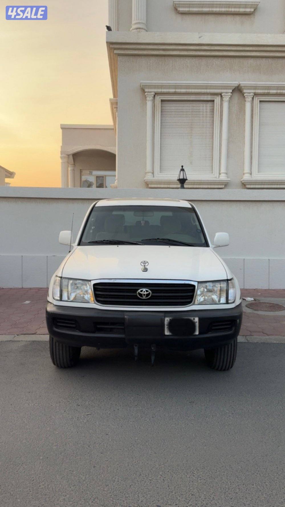 للبيع لاندكروزر ٢٠٠١ جكسار ماشي ٦٠٠ قير تماتيك (شرط الفحص)0