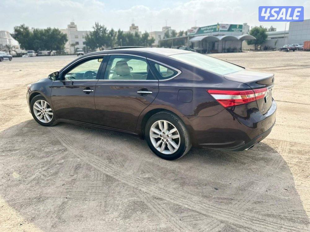 Toyota Avalon 2013 V6 Excellent Condition Full Option for Sale3